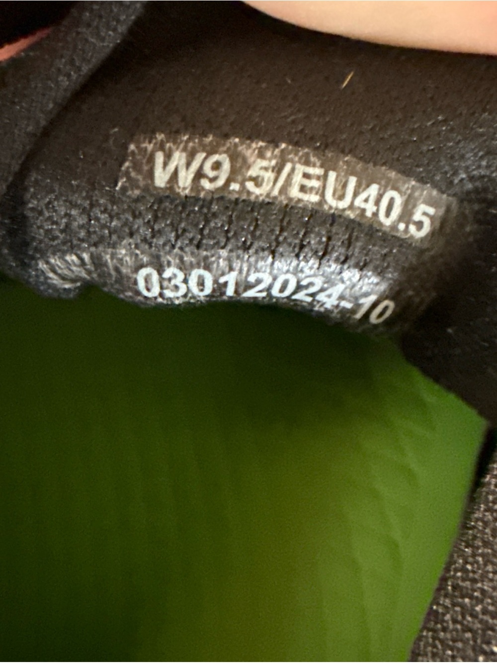 Oofos Oomg Sport LS Women's Size 9.5 Black Recovery Shoes Comfort Runs Small - Picture 12 of 12